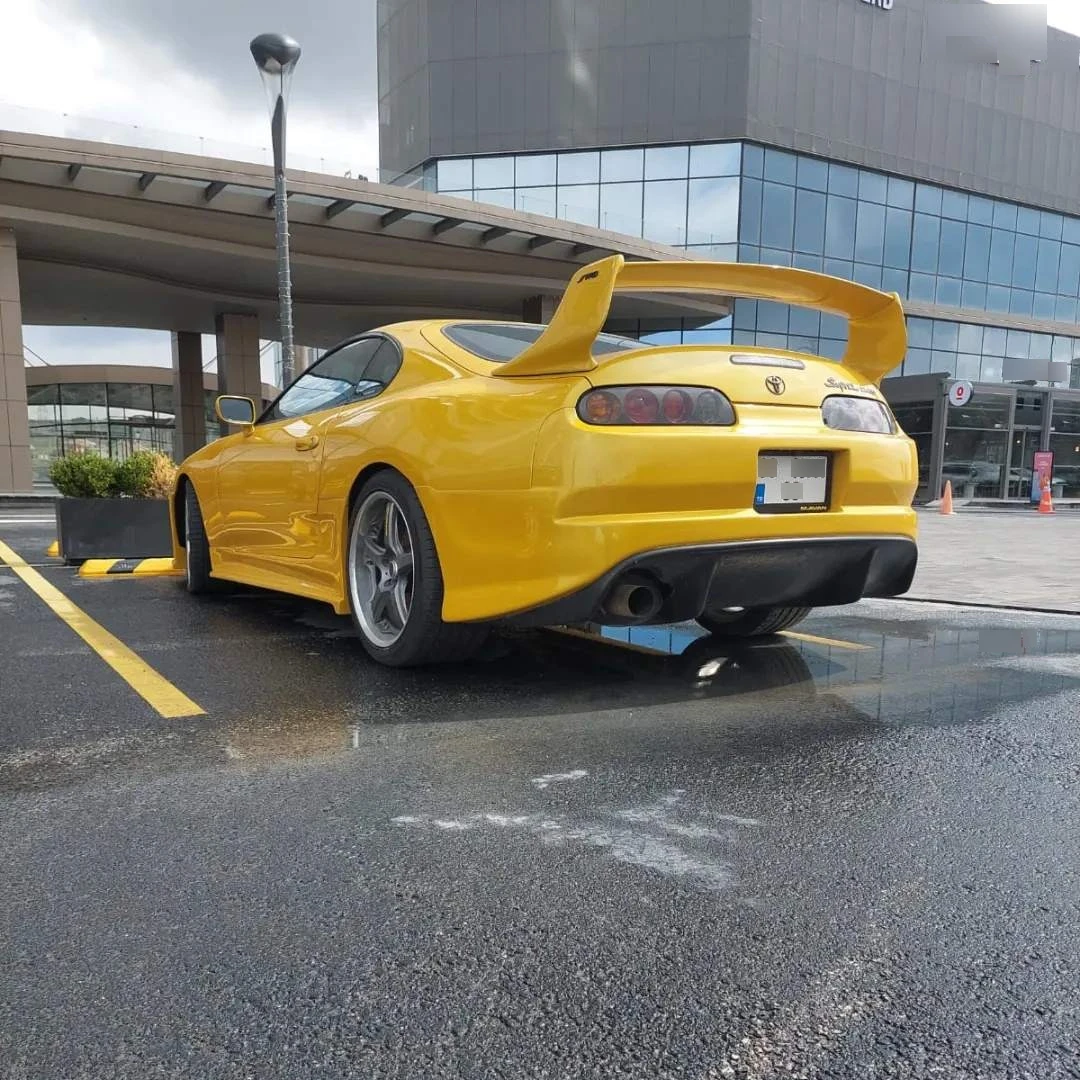 Toyota Supra A80 spotted in Çankaya, Türkiye
