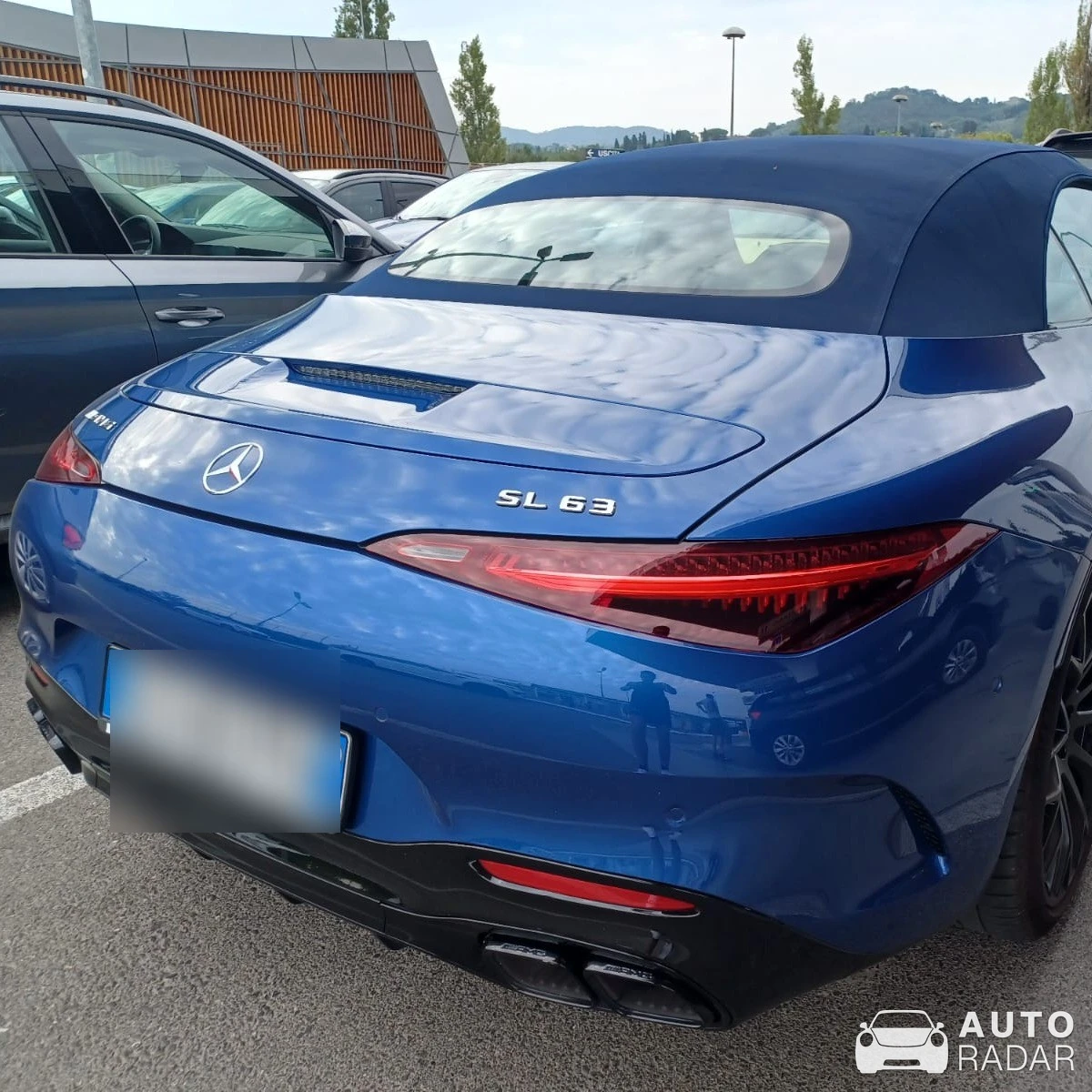 Mercedes-AMG SL 63 R232 spotted in Metropolitan City of Florence, Italy