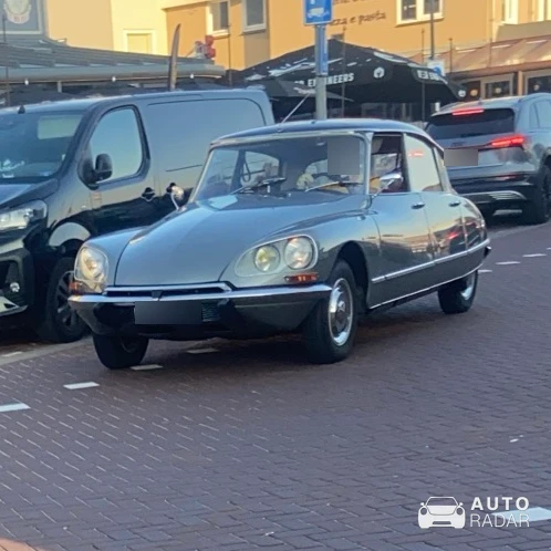 Citroën DS spotted in Egmond aan Zee