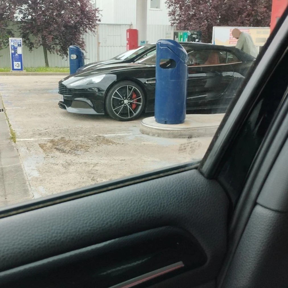 Aston Martin V8 Zagato spotted in Dreux, France