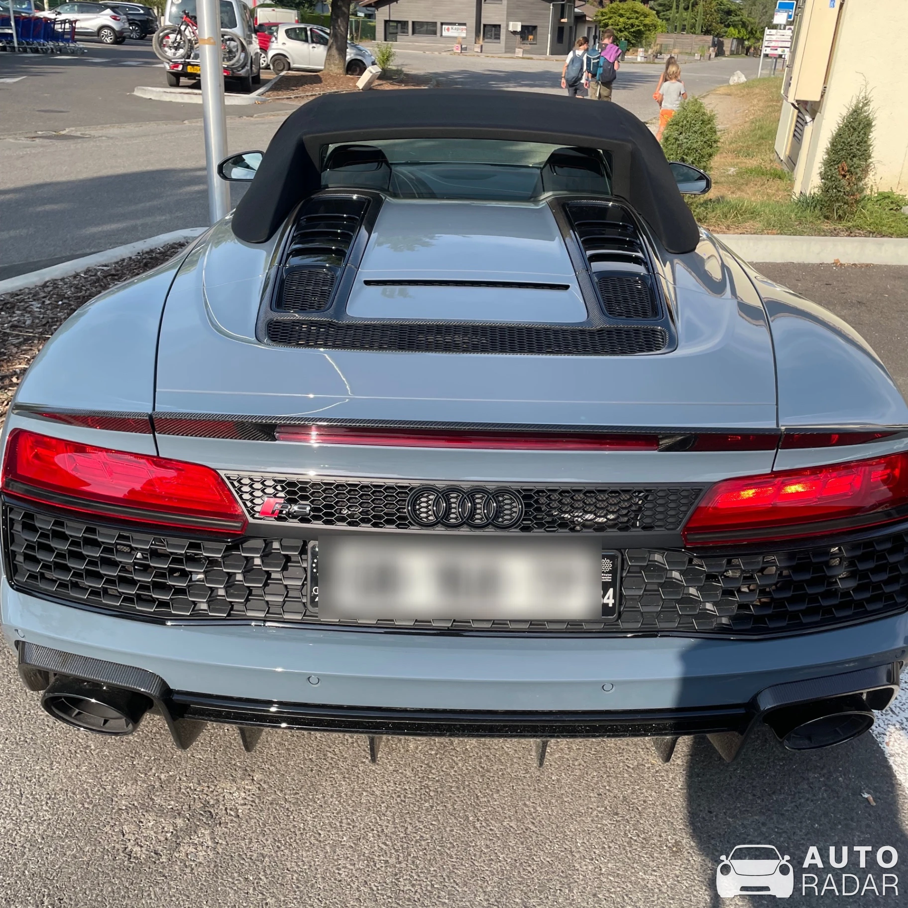 Audi R8 V10 spotted in Annecy, France