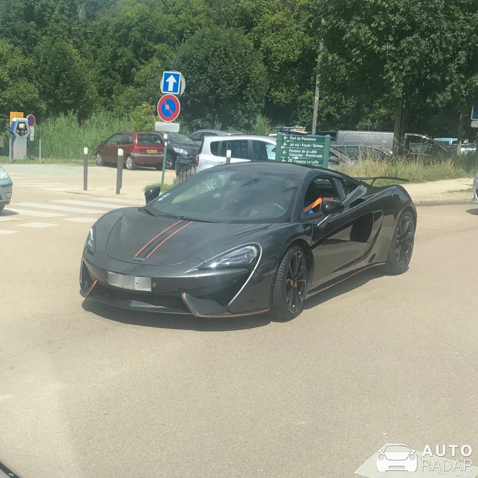 McLaren 570S spotted in Guidel, France