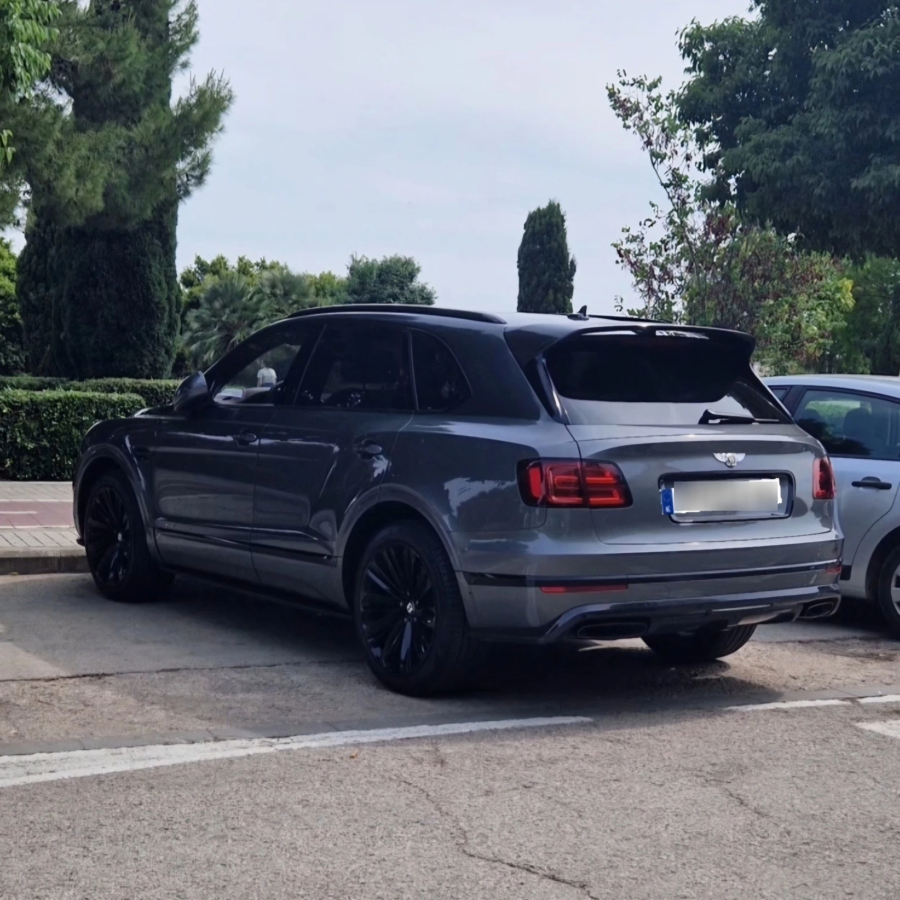 Bentley Bentayga Speed spotted in València, España