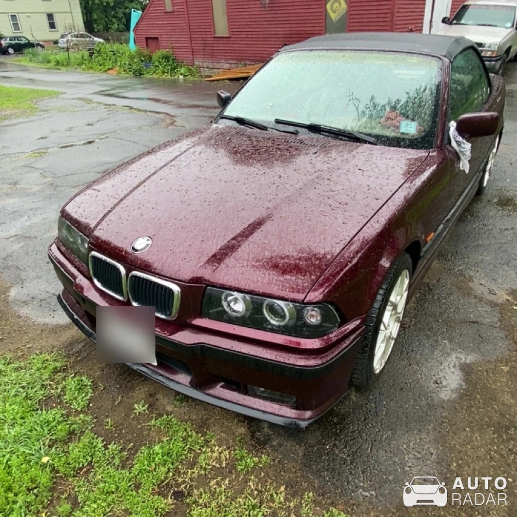 BMW 3 Series E36 Cabriolet spotted in Greenfield