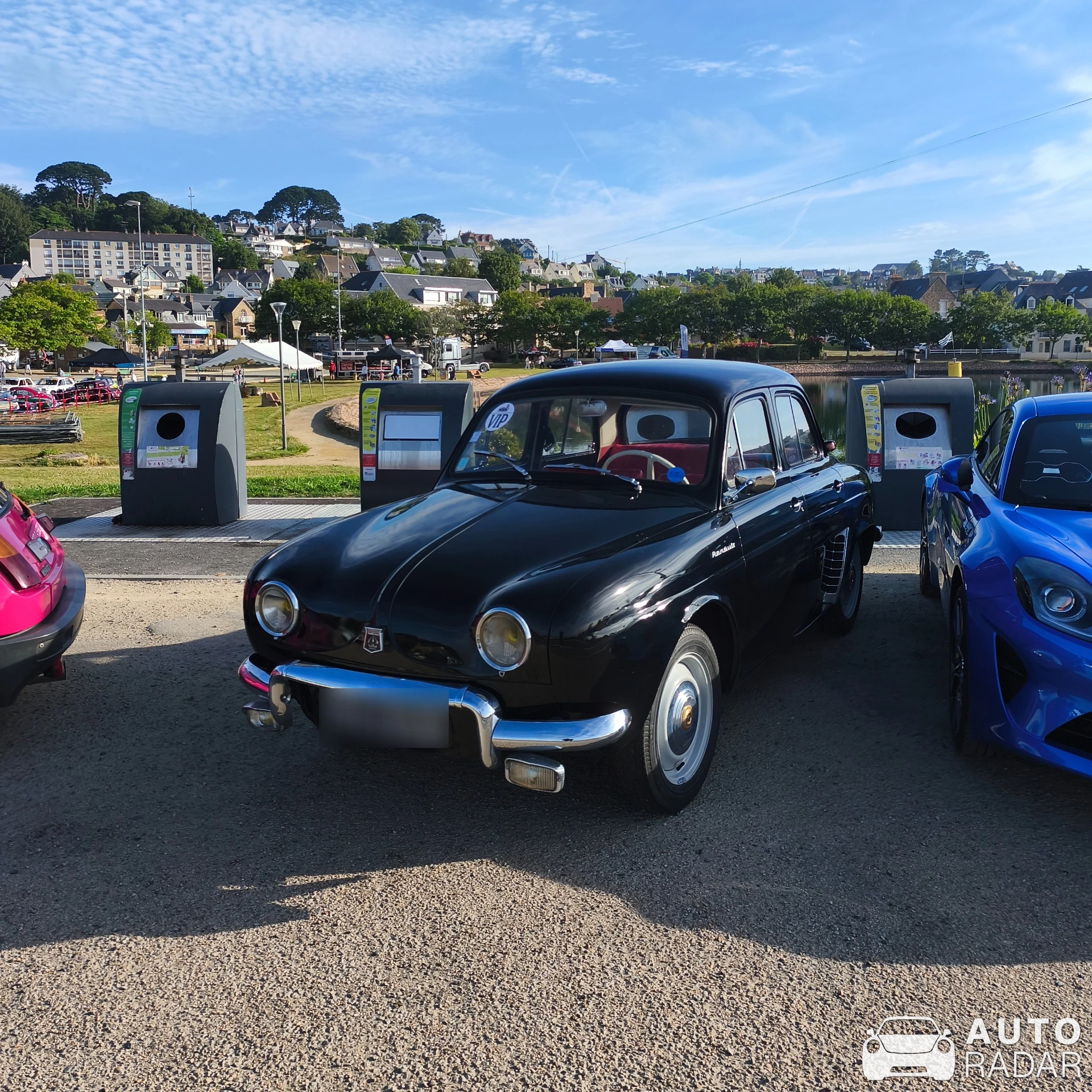Renault Dauphine spotted in Perros-Guirec