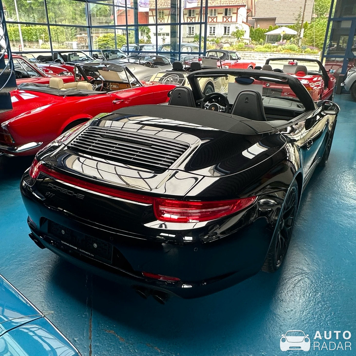 Porsche 991 Carrera 4 GTS Cabriolet MkI spotted in Oberweningen
