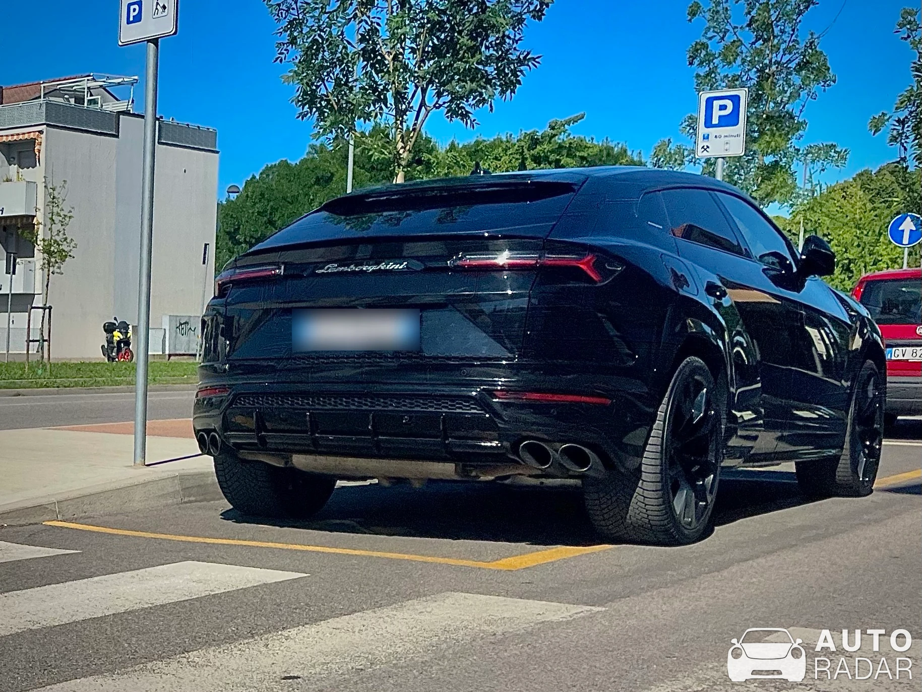 Lamborghini Urus spotted in Venezia