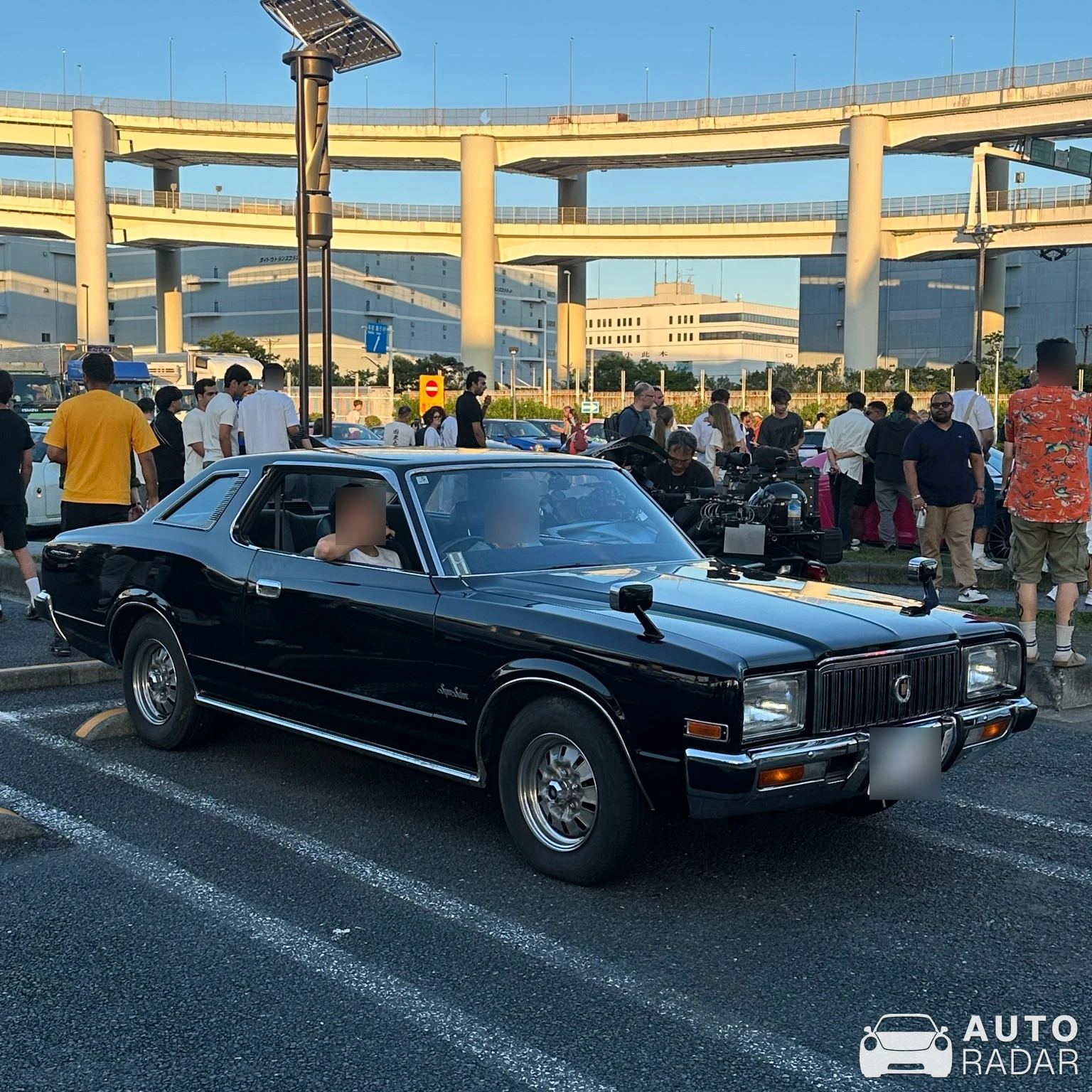 Toyota Crown 2-Door Pillared Hardtop 2000 Super Saloon spotted in Yokohama