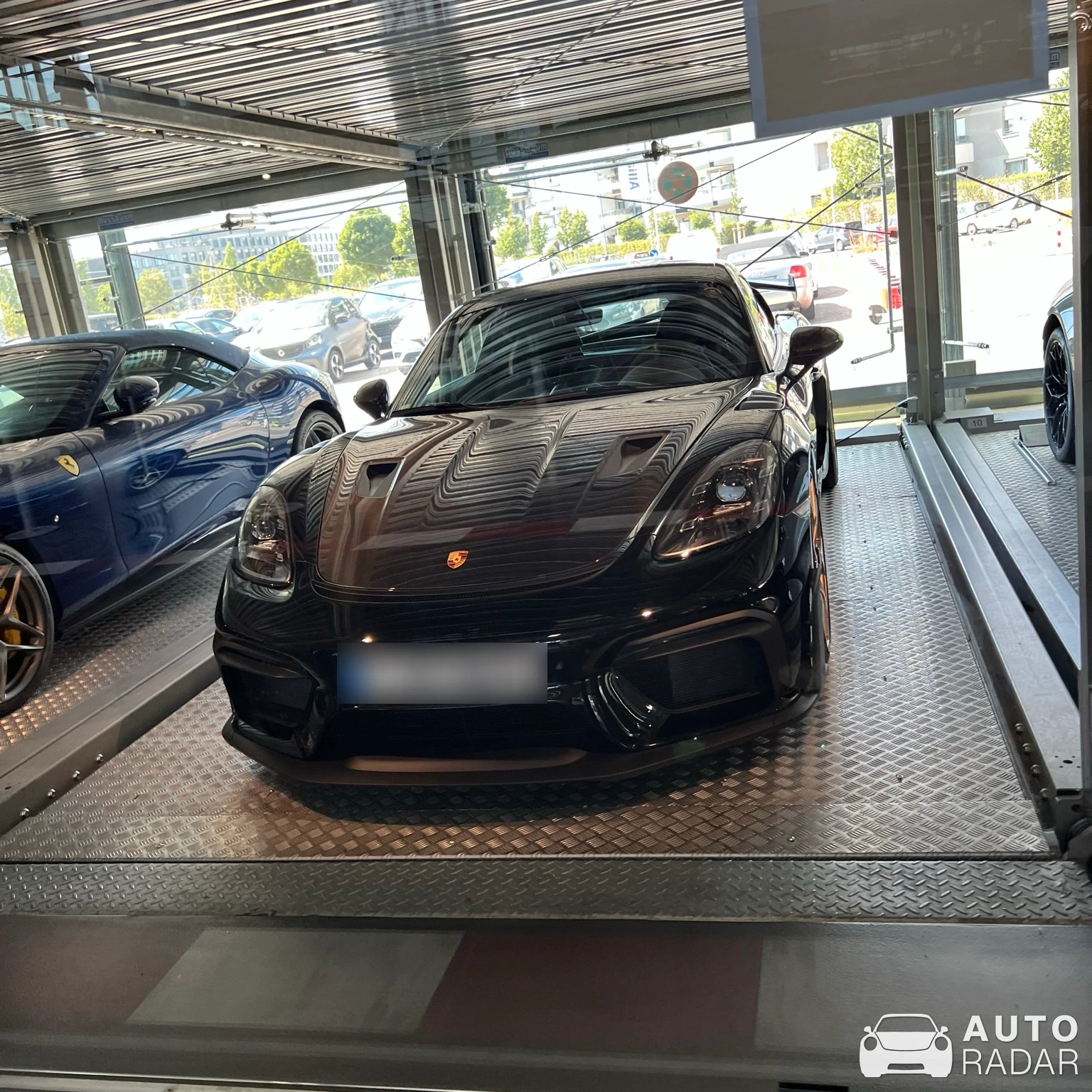 Porsche 718 Cayman GT4 RS spotted in Cologne