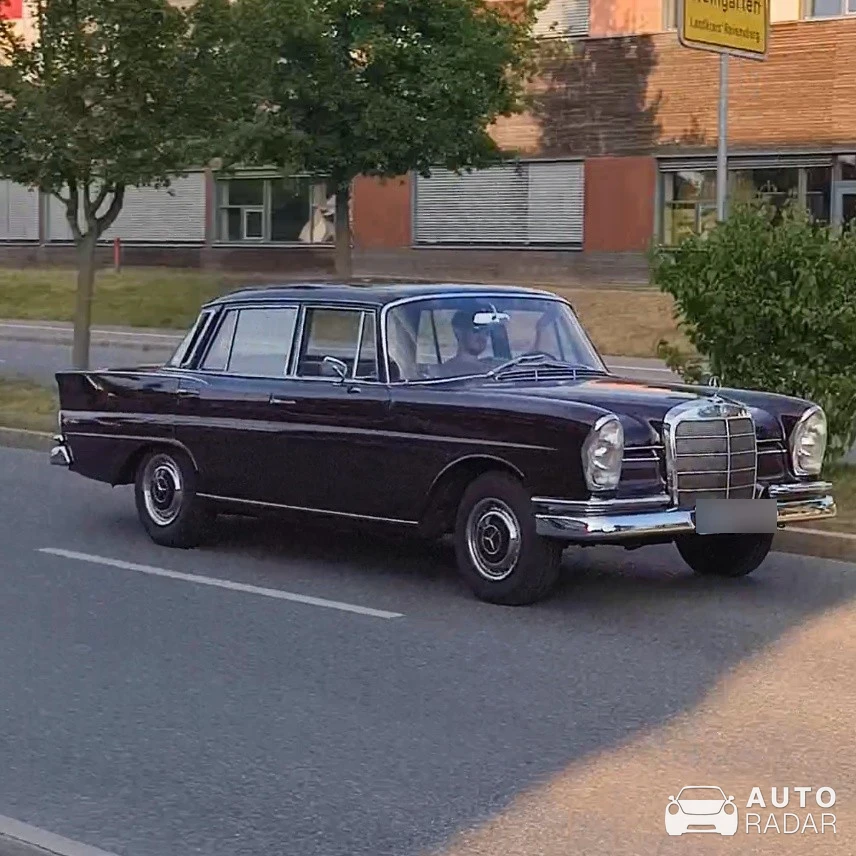 Mercedes-Benz W111 spotted in Ravensburg