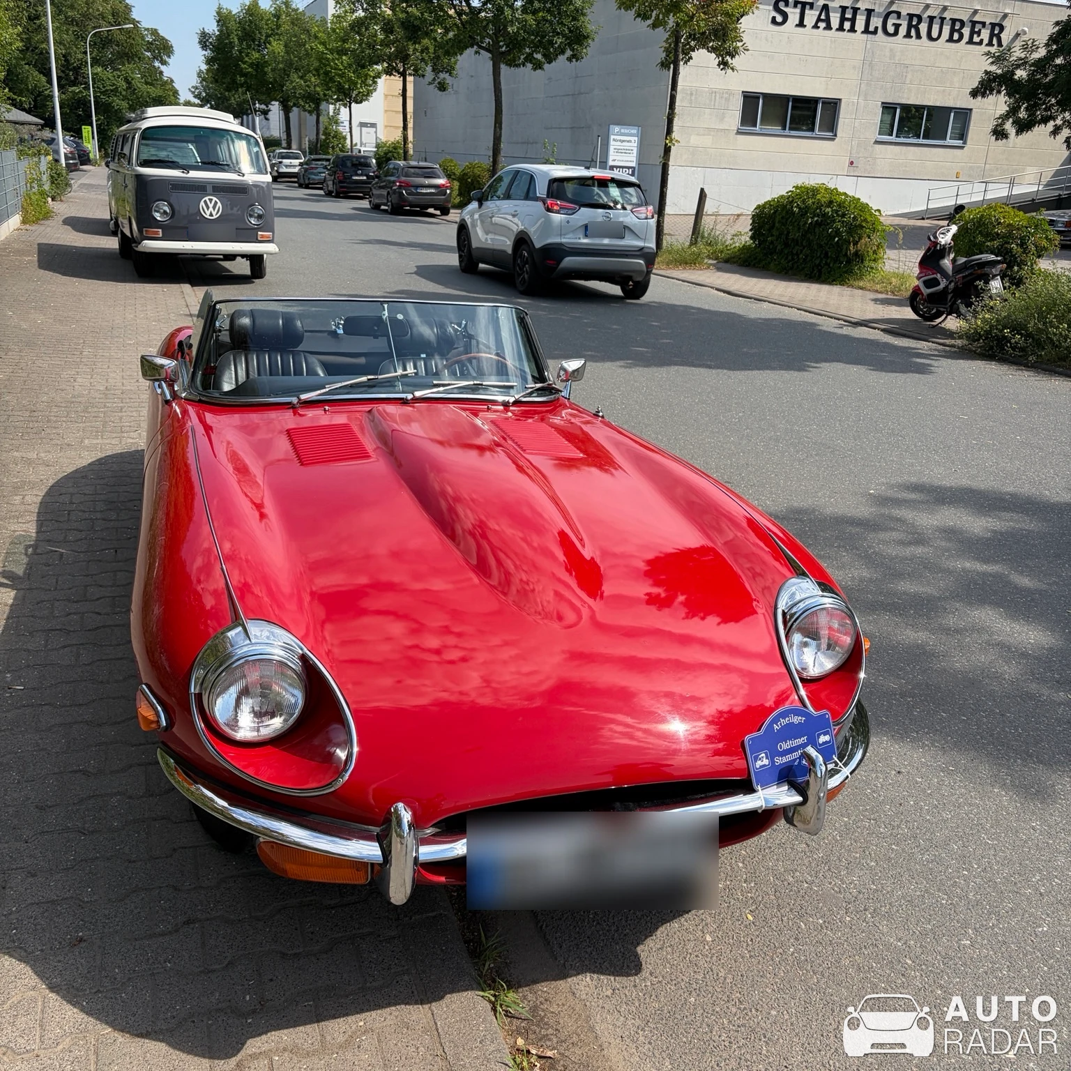 Jaguar E-Type Roadster spotted in Darmstadt