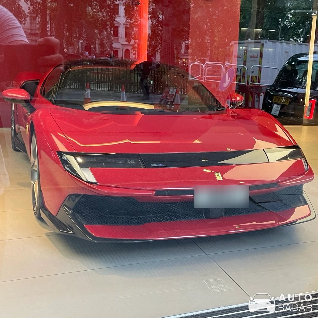 Ferrari 849 Testarossa spotted in London