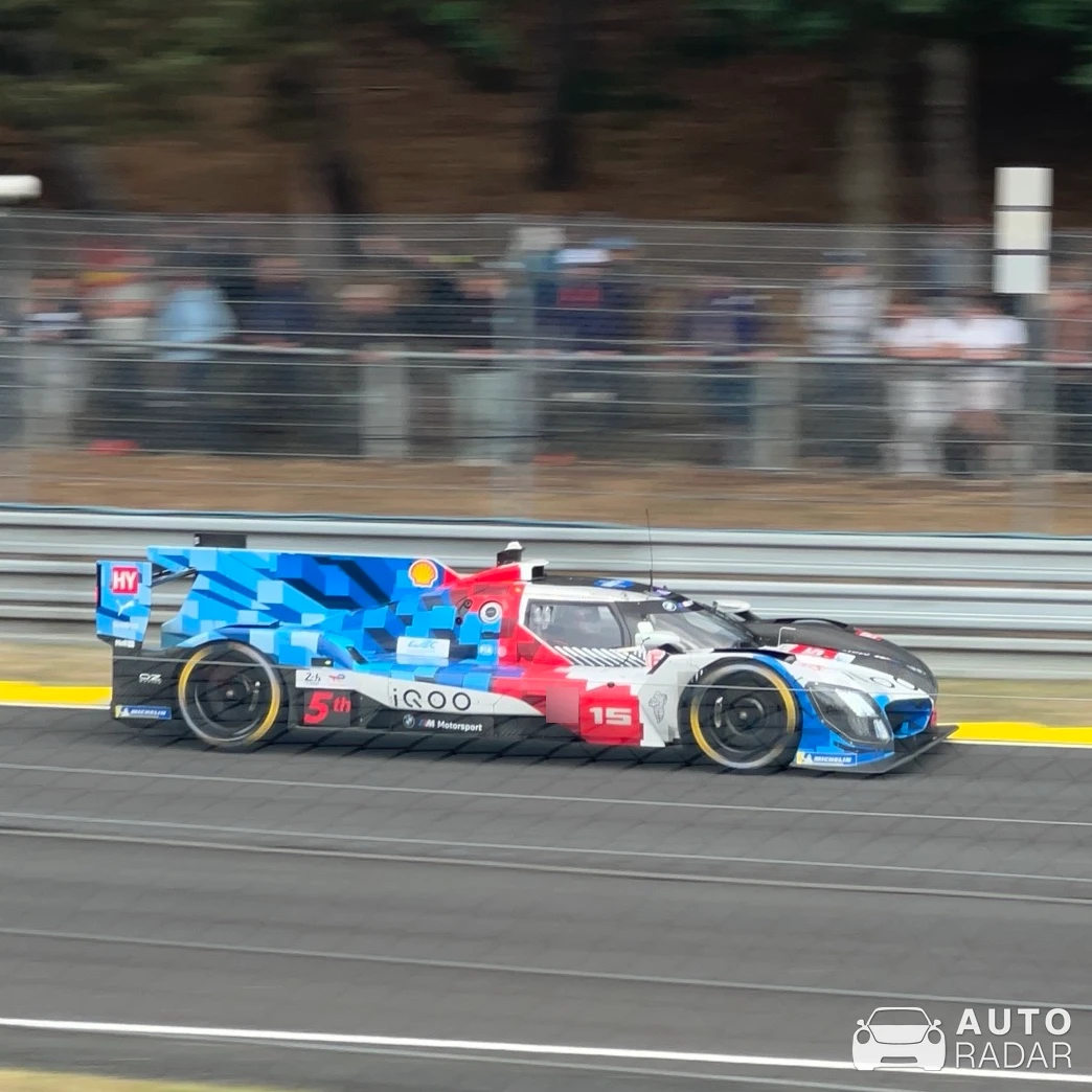 BMW M Hybrid V8 spotted in Le Mans