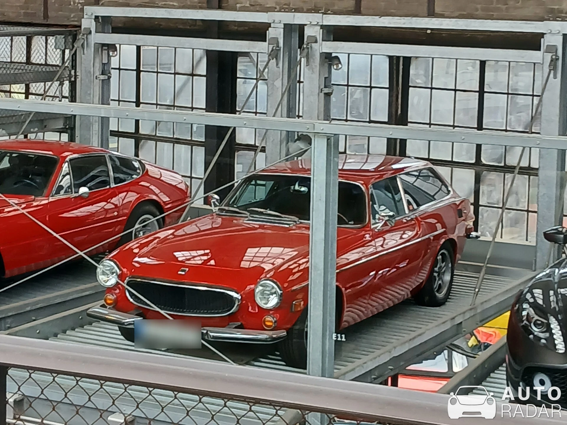 Volvo P1800 spotted in Düsseldorf