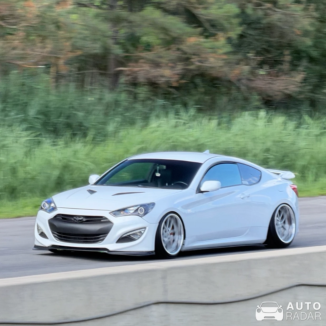 Hyundai Genesis spotted in Terrebonne