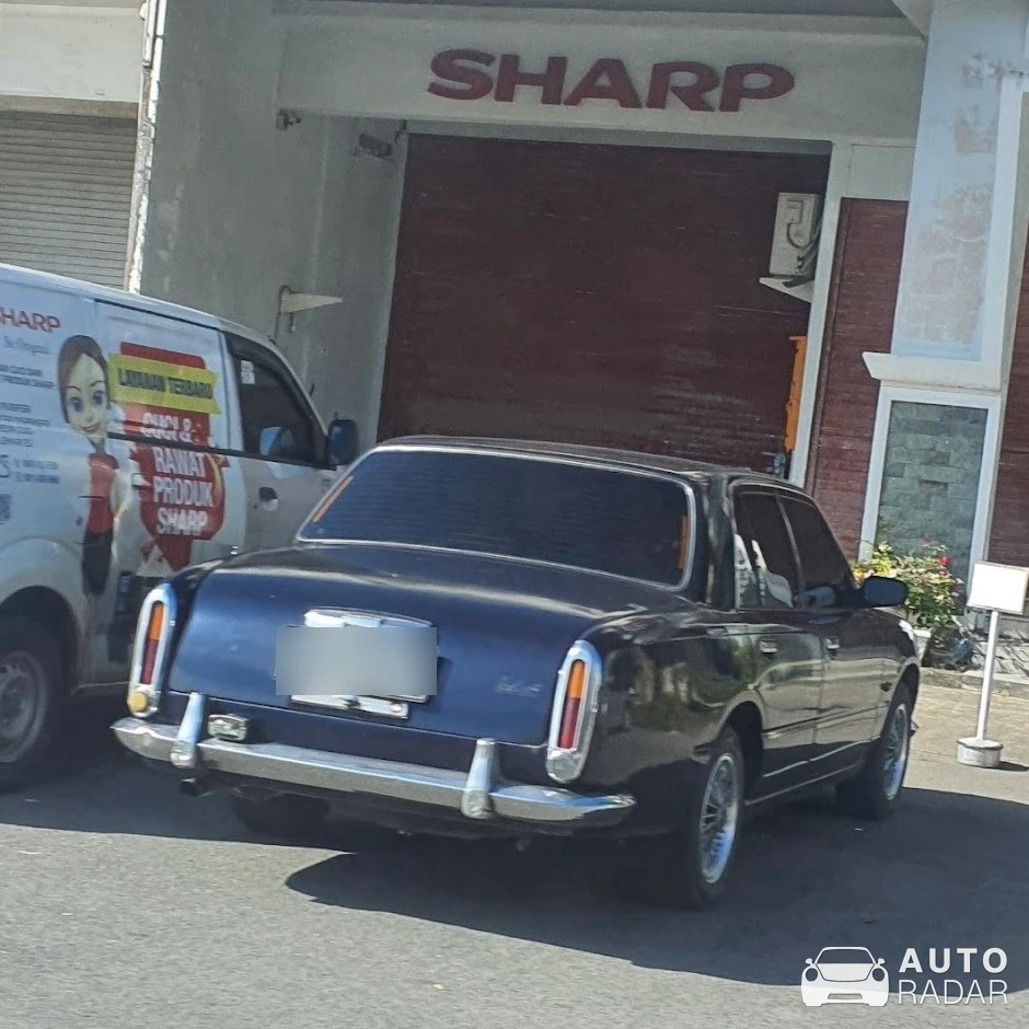 Mitsuoka Galue III spotted in Batam
