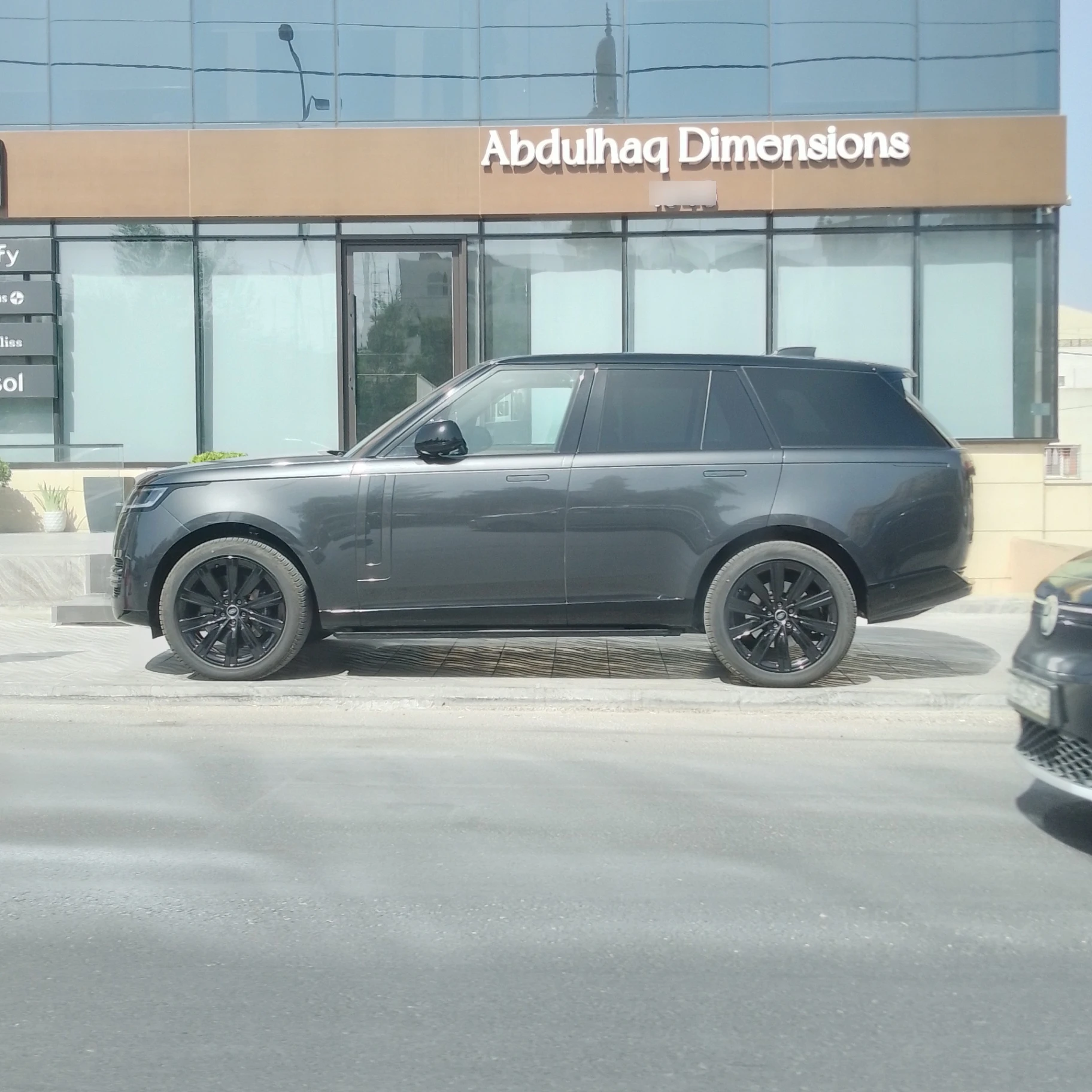 Land Rover Range Rover 2018 spotted in Amman, Jordan