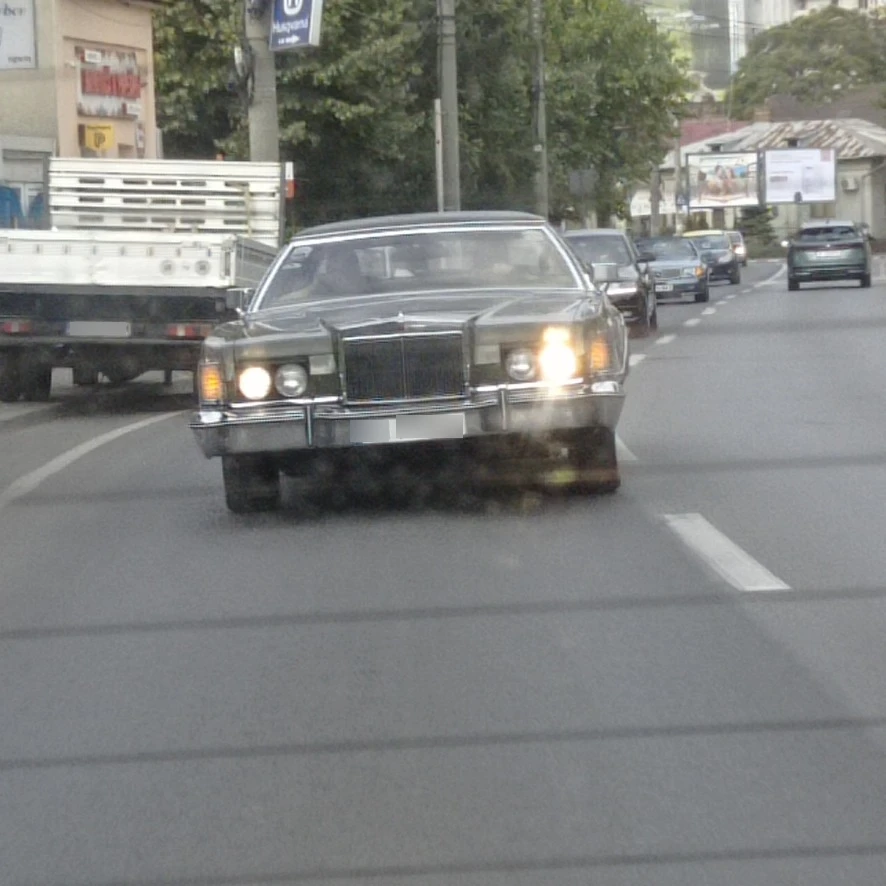 Lincoln Continental Mark V spotted in Ploiești, România