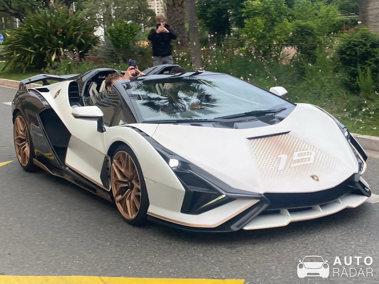 Lamborghini Sián spotted in Monaco
