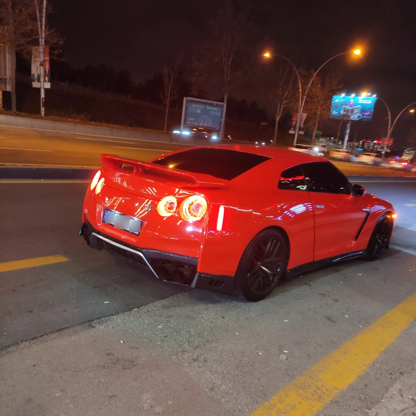 Nissan GT-R R35 spotted in Çankaya, Türkiye