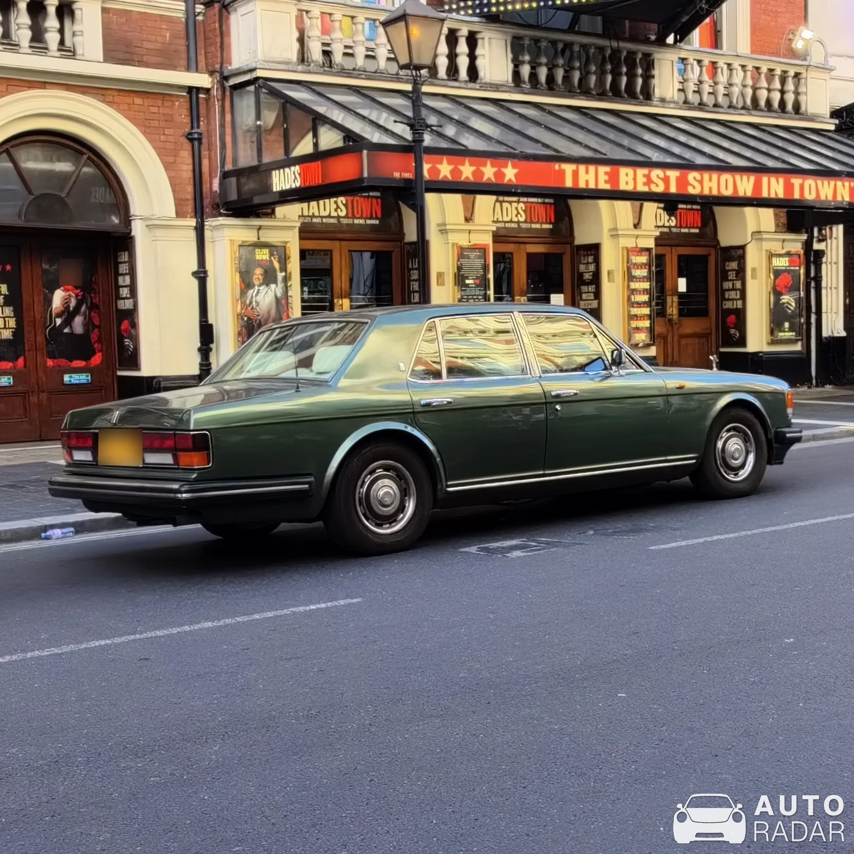 Rolls-Royce Silver Spirit spotted in London