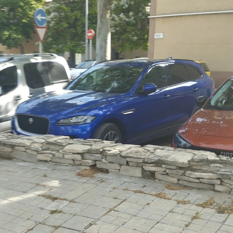 Jaguar F-Pace spotted in Igualada, España