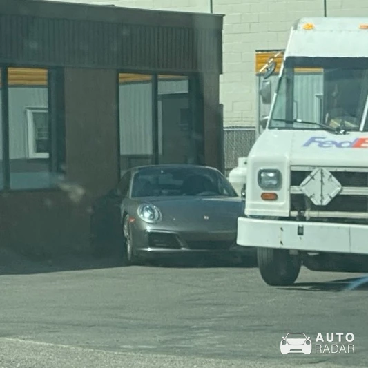 Porsche 991 Carrera MkI spotted in Calgary