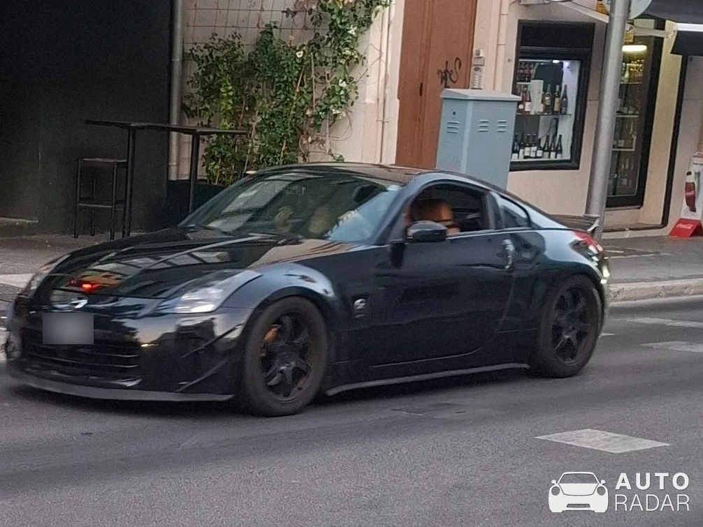 Nissan 350Z spotted in Palma, Spain