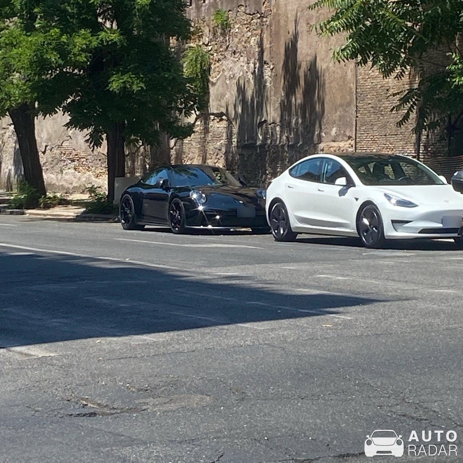 Porsche 992 Carrera MkI spotted in Rome