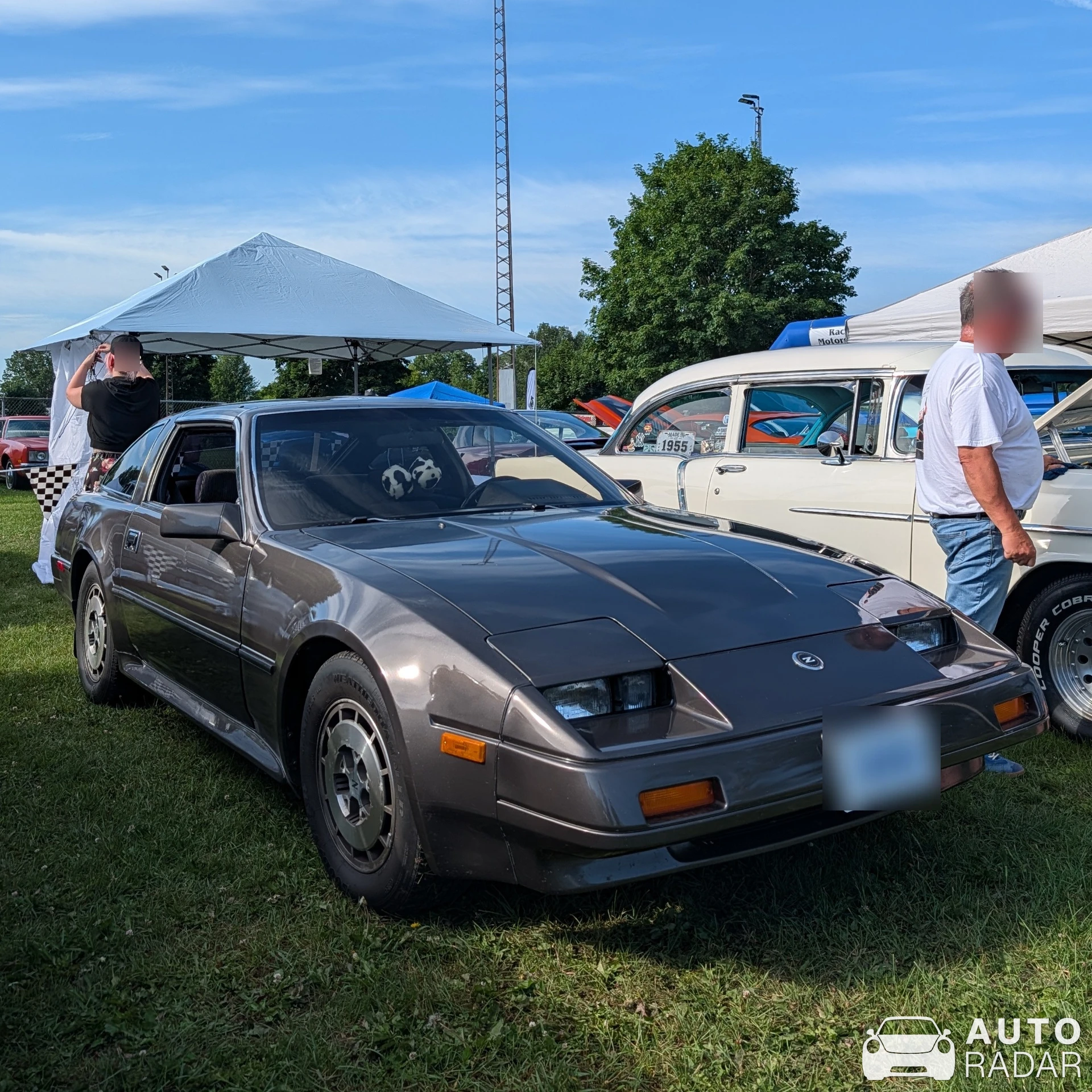 Nissan 300ZX spotted in Merrickville