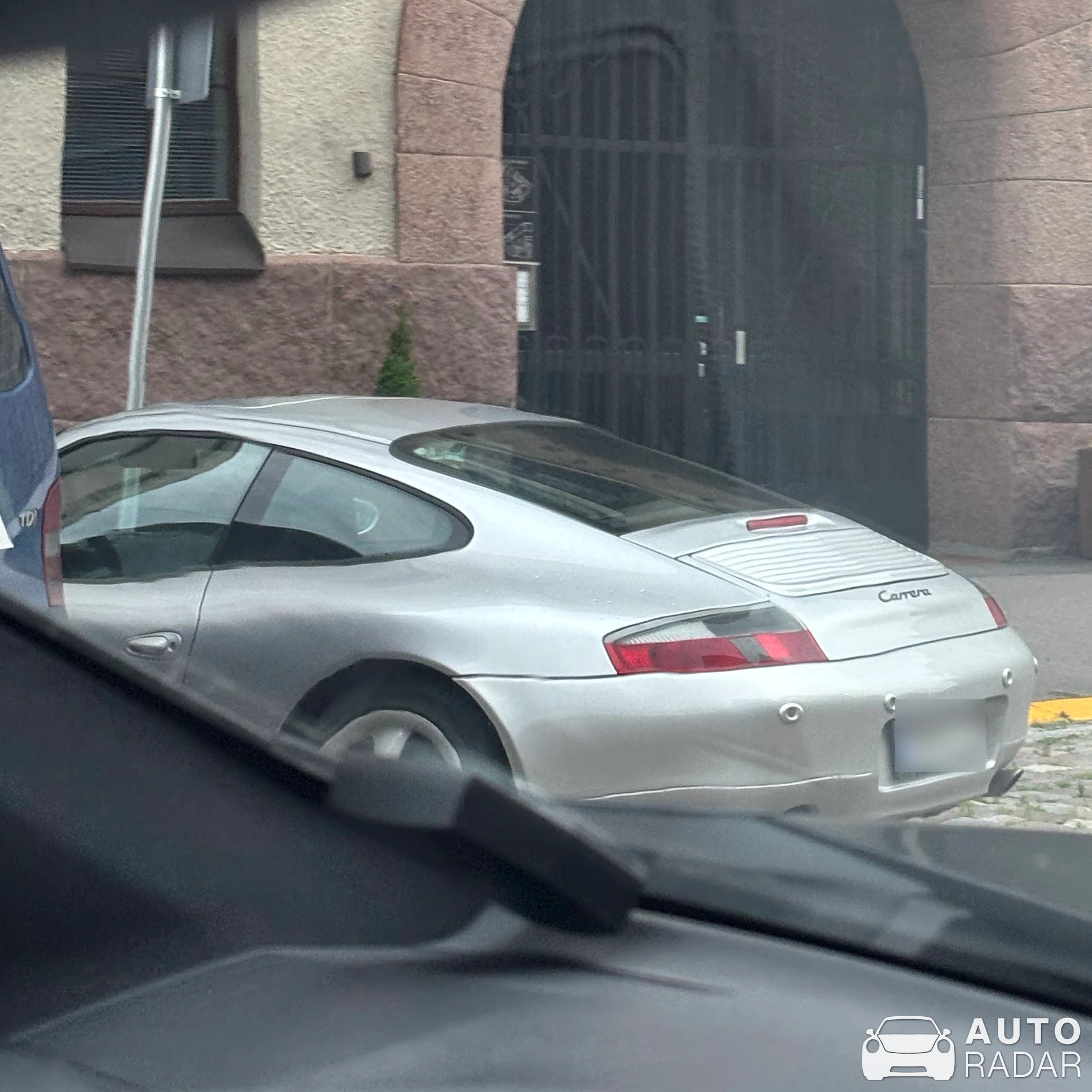 Porsche 996 Carrera spotted in Helsinki
