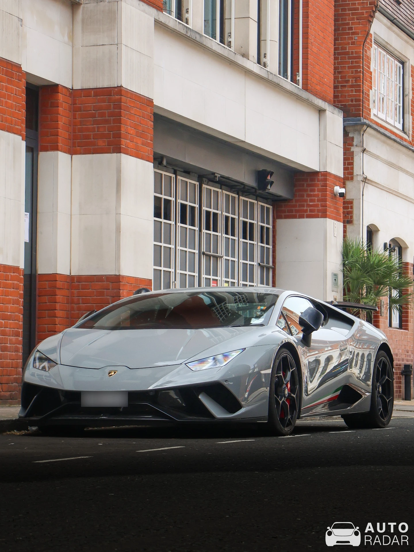 Lamborghini Huracán LP640-4 Performante spotted in London