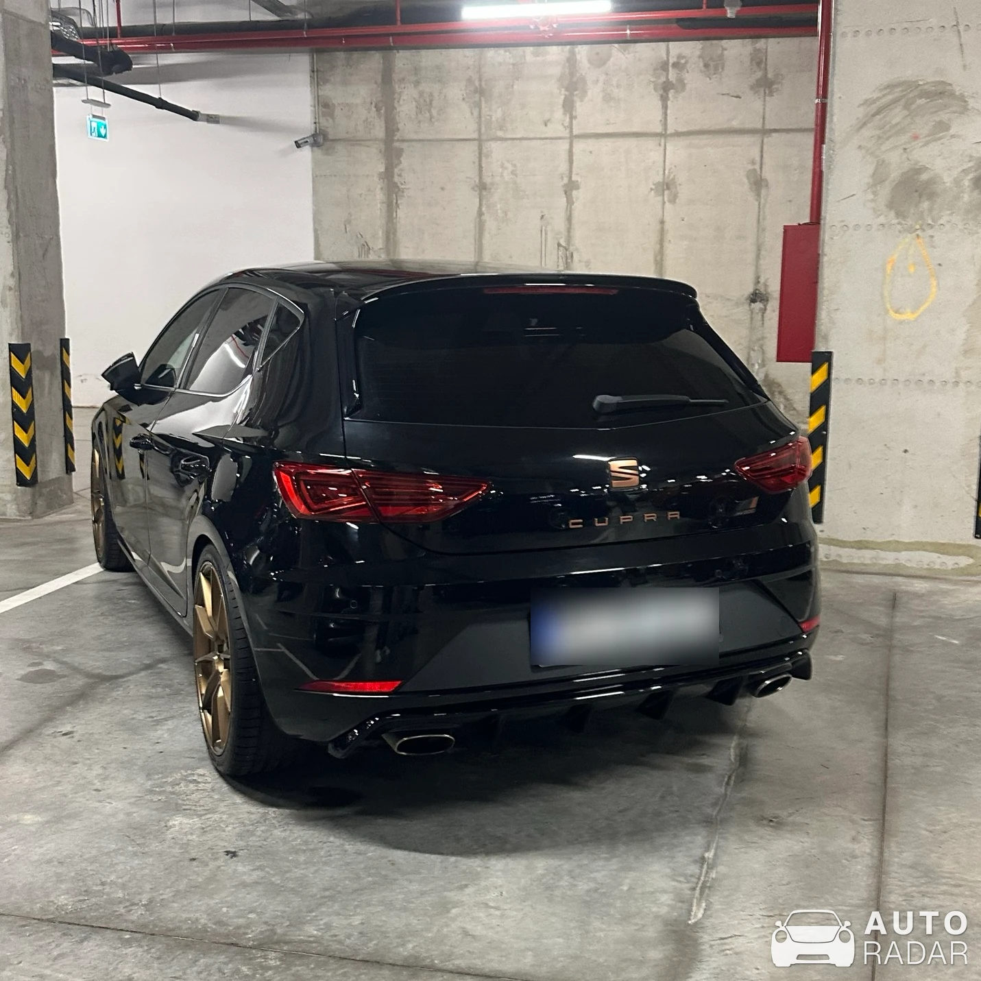 SEAT Leon spotted in București