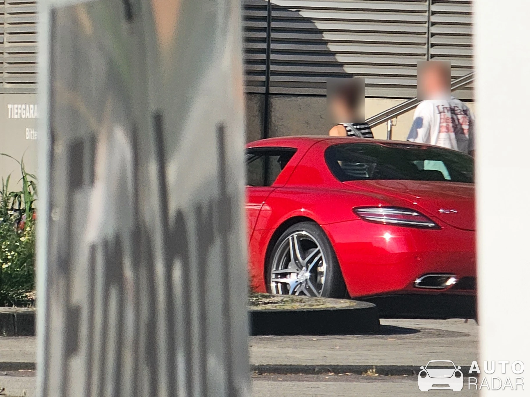 Mercedes-Benz SLS AMG spotted in Düsseldorf