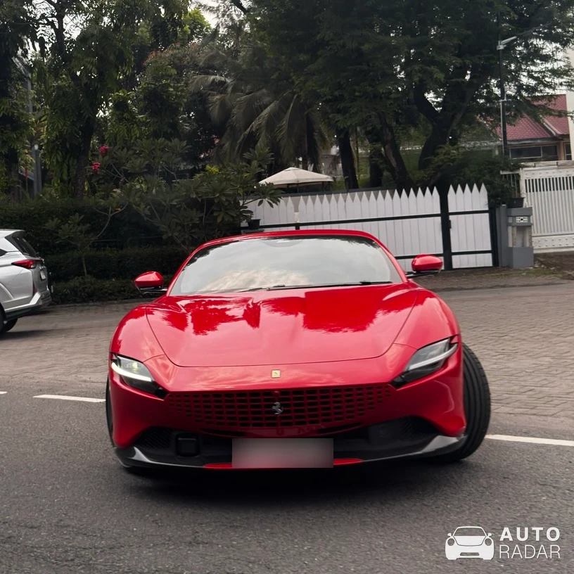Ferrari Roma spotted in Medan