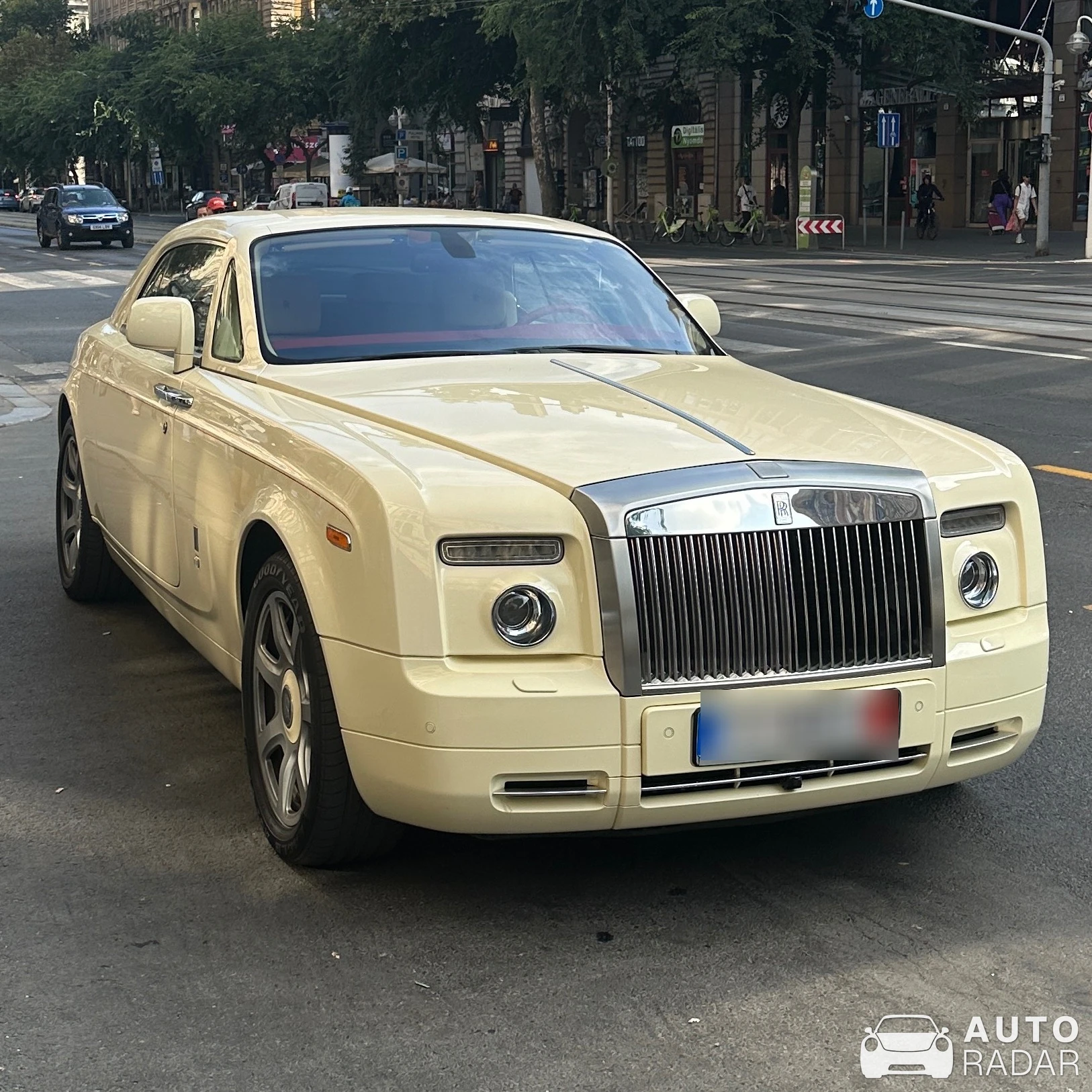 Rolls-Royce Phantom spotted in Budapest, Hungary
