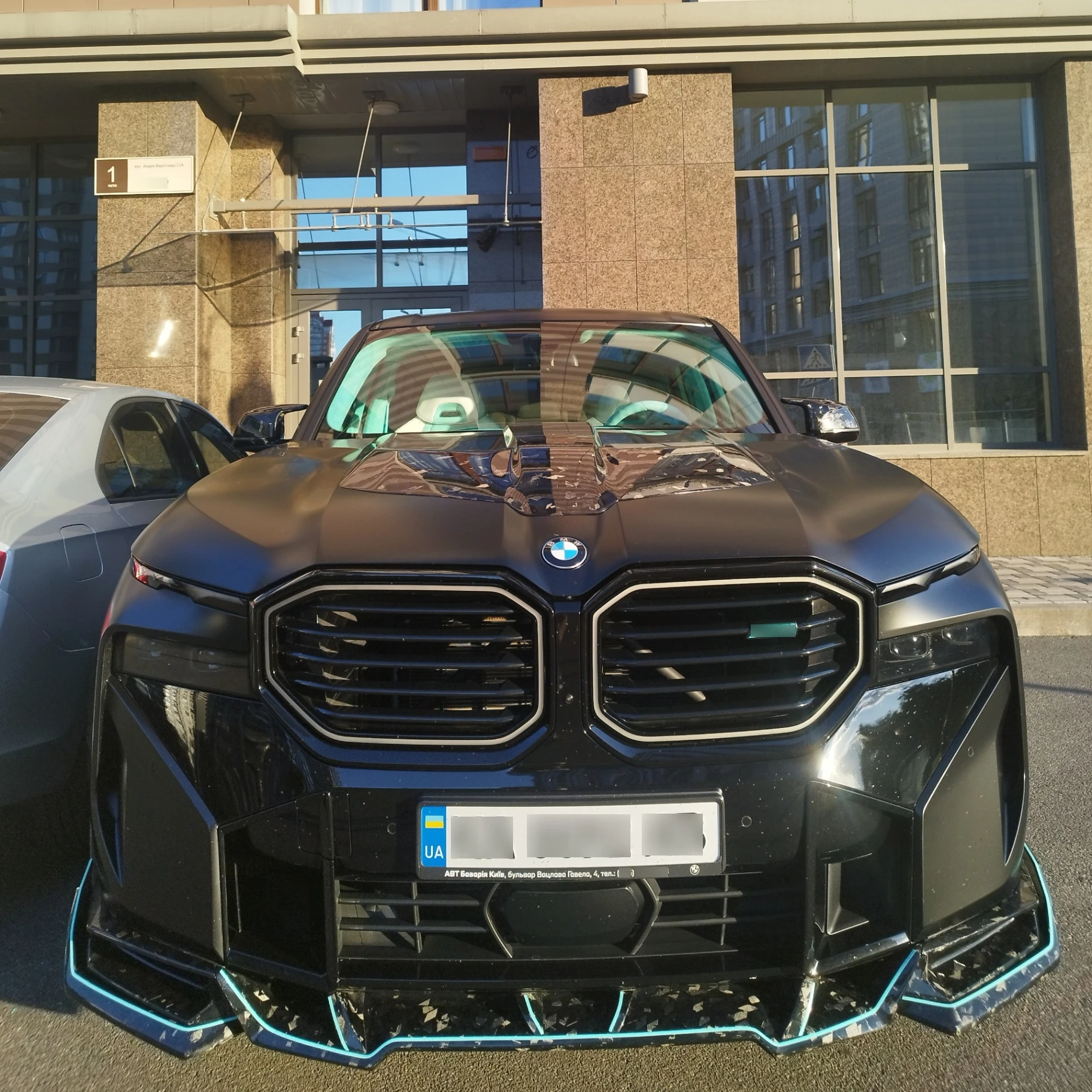 BMW XM spotted in Kyiv, Ukraine
