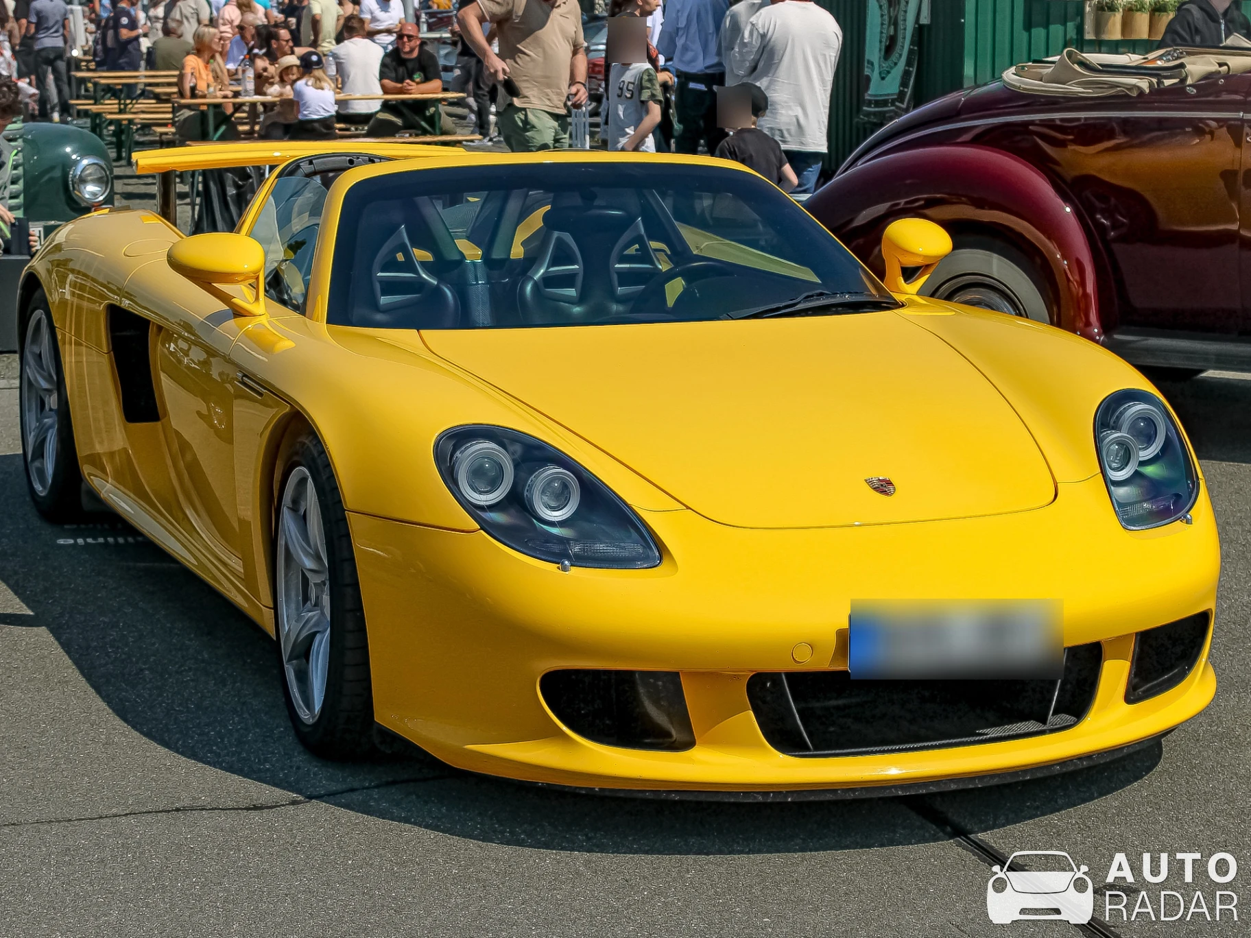Porsche Carrera GT spotted in Leipzig, Germany