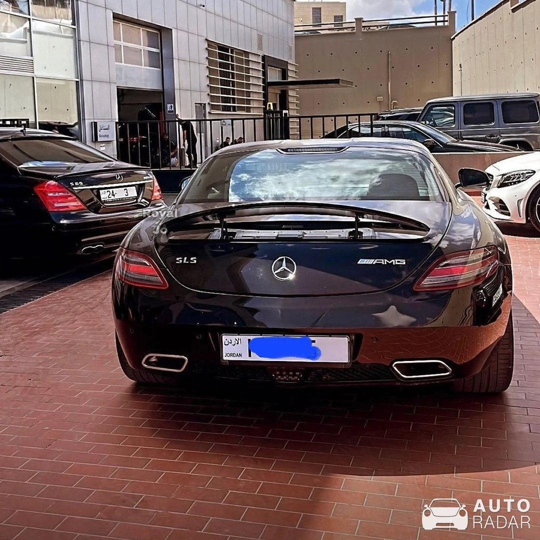Mercedes-Benz SLS AMG spotted in Amman, Jordan