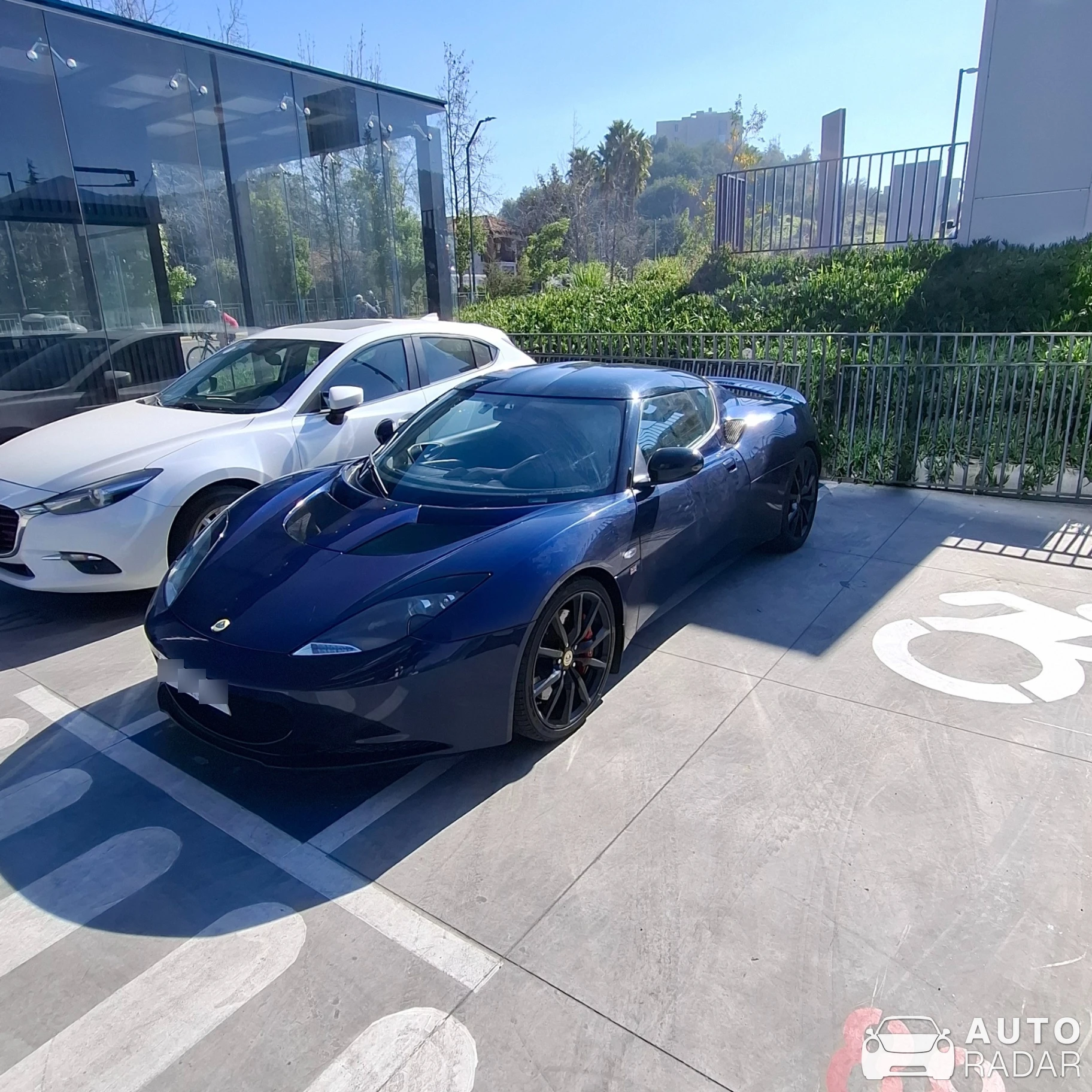 Lotus Evora spotted in Lo Barnechea, Chile