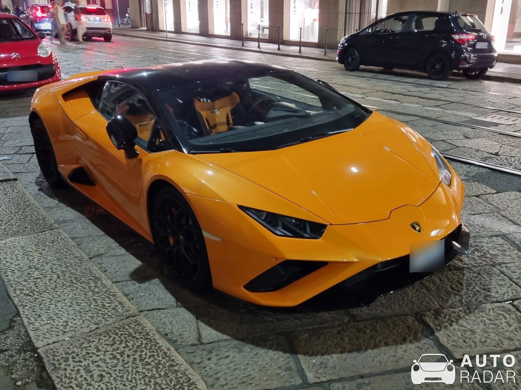 Lamborghini Huracán LP610-2 EVO RWD Spyder spotted in Milano, Italia