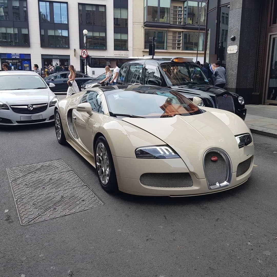 Bugatti Veyron 16.4 Grand Sport Vitesse spotted in Peckham, United Kingdom