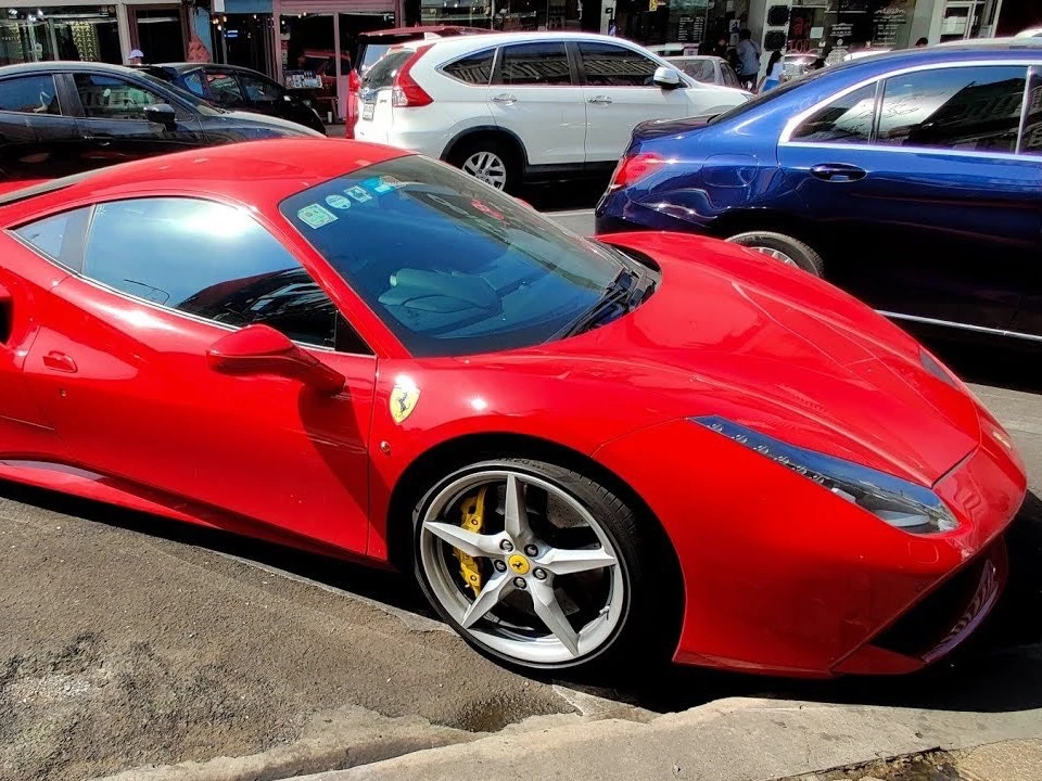 Ferrari 488 GTB spotted in Bangkok, Thailand