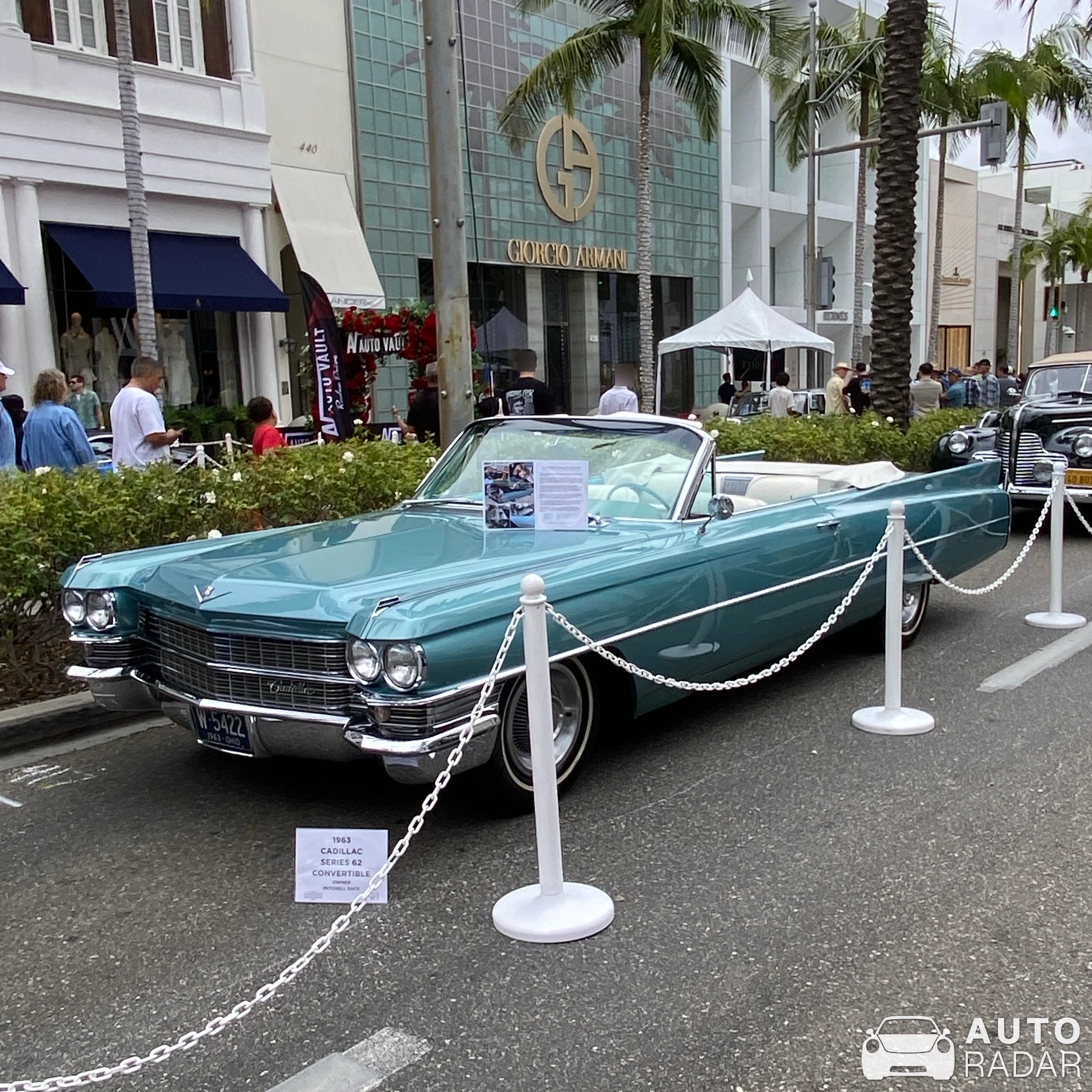 Cadillac Series 62 spotted in Beverly Hills