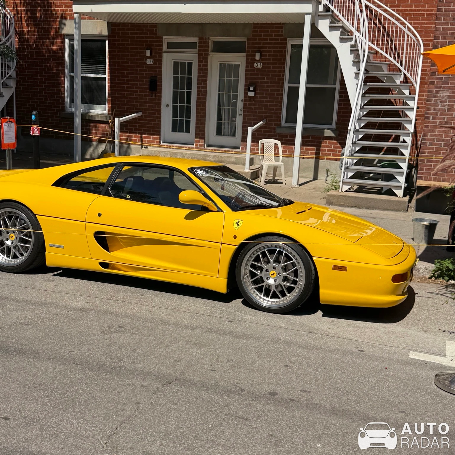 Ferrari F355 Berlinetta spotted in Montréal