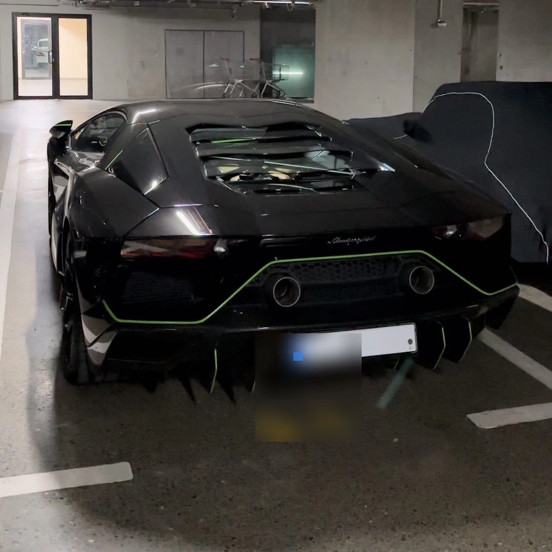 Lamborghini Aventador spotted in Tbilisi, Georgia