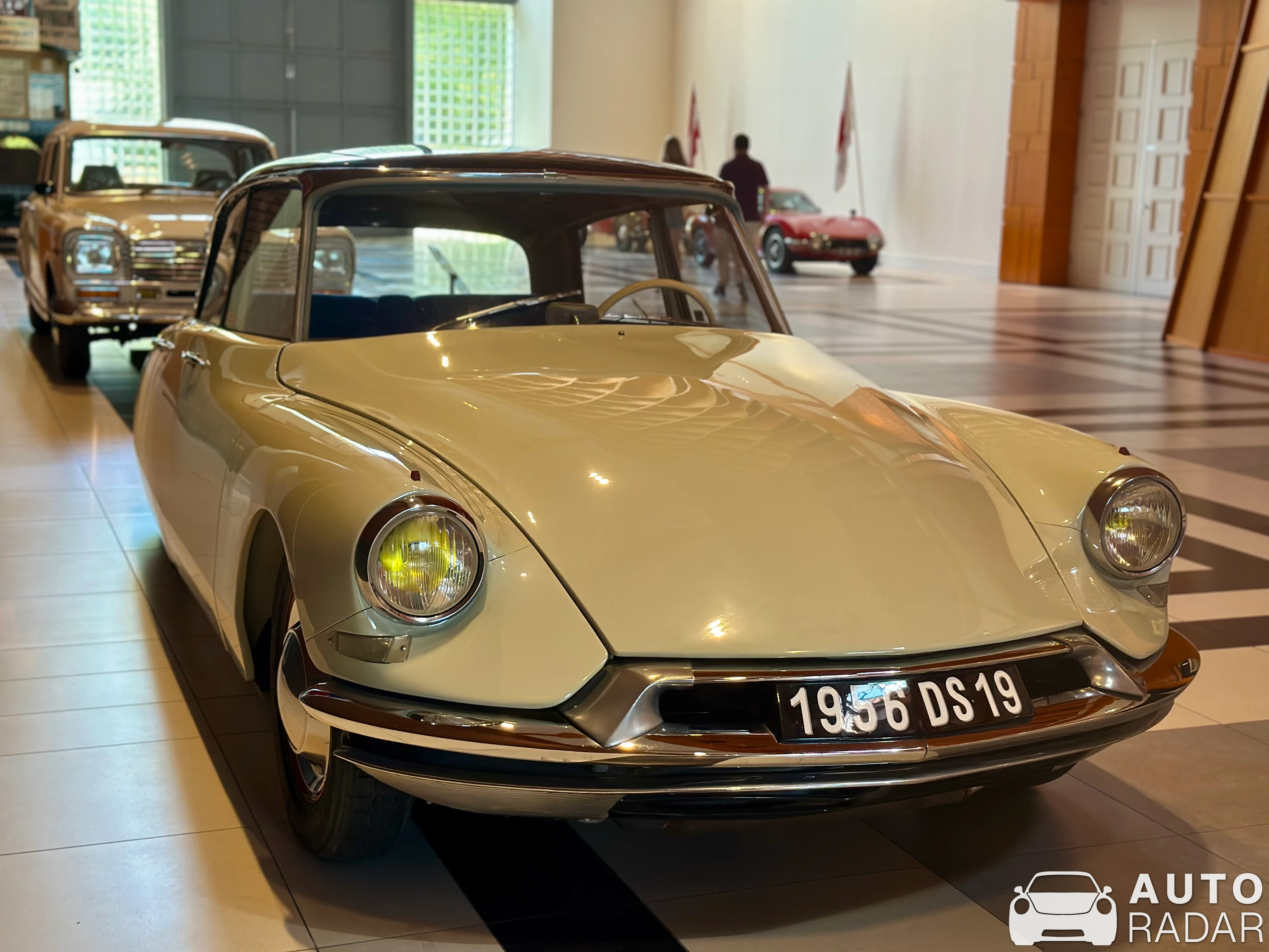 Citroën DS 19 spotted in The Hague
