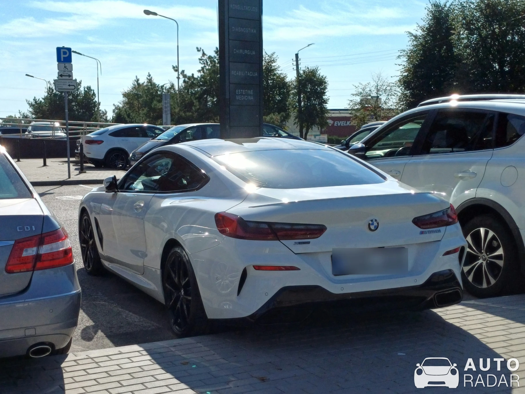 BMW M850i G15 Coupé spotted in Kaunas, Lithuania
