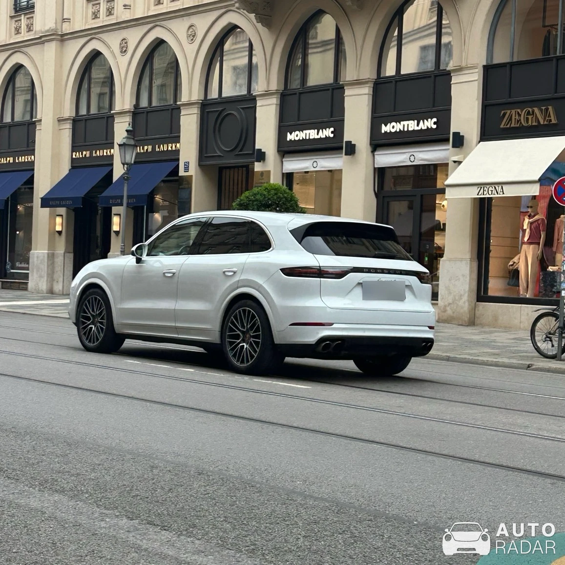 Porsche Cayenne S spotted in München