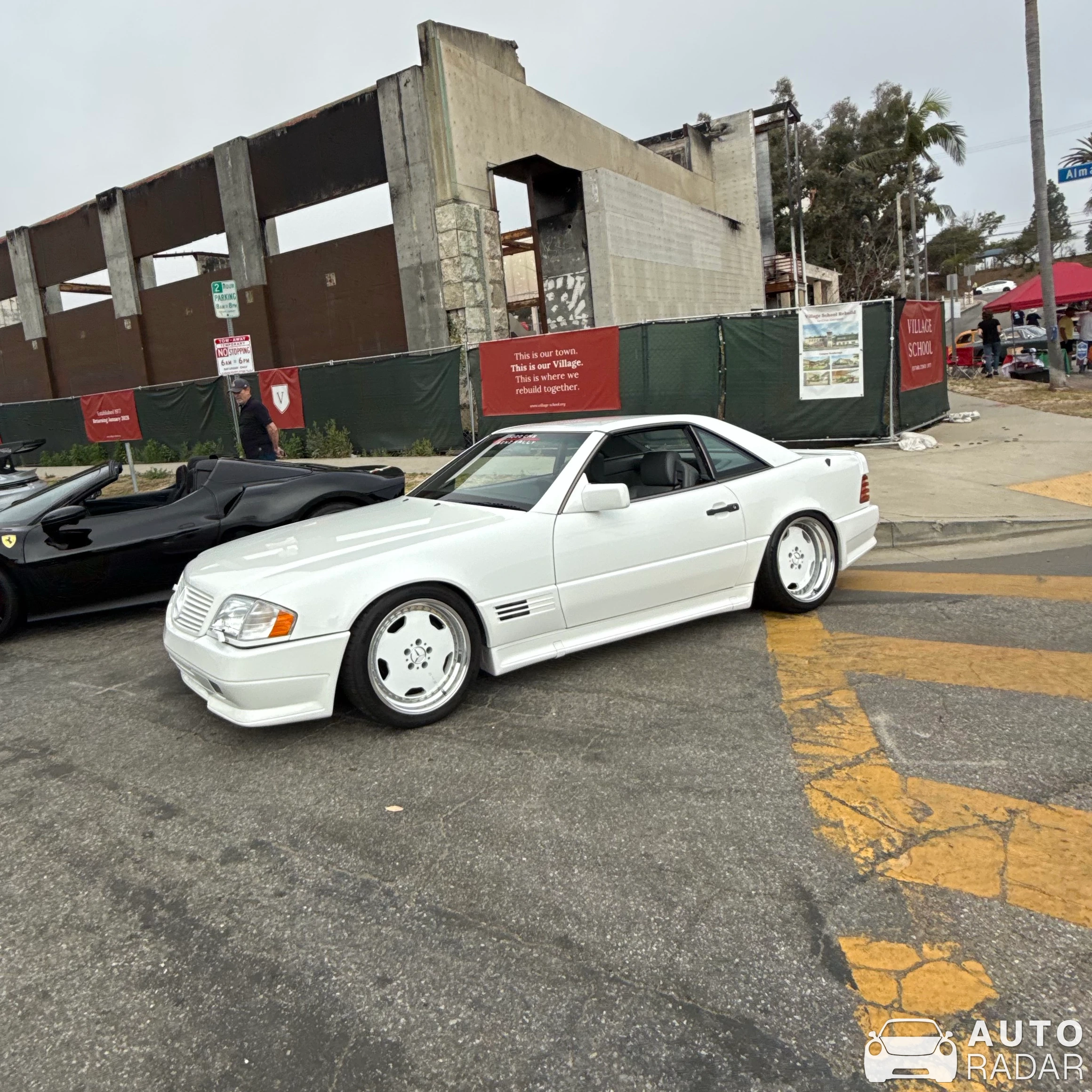 Mercedes-Benz SL 500 R129 spotted in Los Angeles